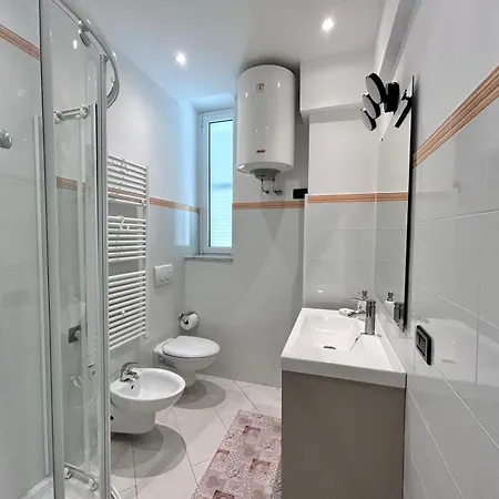 Casa Roma-alassio בית נופש